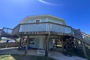 3045 Island Dr, North Topsail Beach, NC 28460 - Photo 2