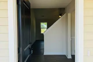 205 Megans Fld Pl, Richlands, NC 28574 - Photo 2