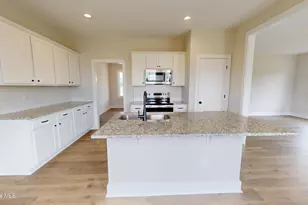 130 Spring Meadows Dr, Aberdeen, NC 28315 - Photo 10