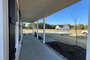 130 Spring Meadows Dr, Aberdeen, NC 28315 - Photo 4