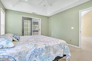 102 SW 11th St, Oak Island, NC 28465 - Photo 18