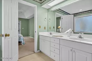 102 SW 11th St, Oak Island, NC 28465 - Photo 26
