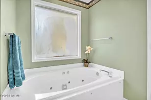 102 SW 11th St, Oak Island, NC 28465 - Photo 22