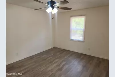 616 N Pine Street, Roseboro, NC 28382 - Photo 4