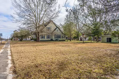 301 W Central Street, Maxton, NC 28364 - Photo 126
