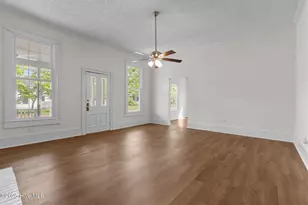 301 W Central St, Maxton, NC 28364 - Photo 18