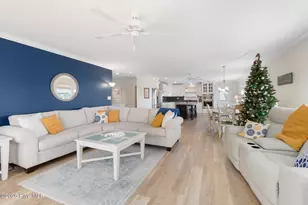 1606 Ocean Dr, Emerald Isle, NC 28594 - Photo 8