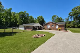 184 Timber Cove Dr, Whiteville, NC 28472 - Photo 4