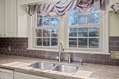 1206 W Highland Avenue, Kinston, NC 28501 - Photo 22
