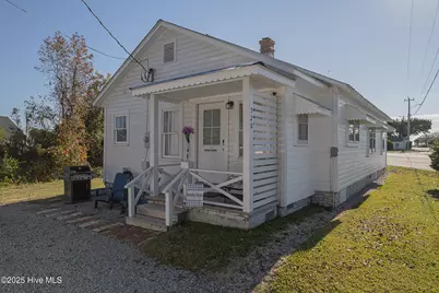 520 W Corbett Avenue, Swansboro, NC 28584 - Photo 34