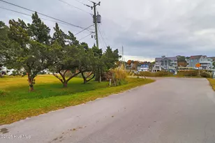 113 Lake Ave, Morehead City, NC 28557 - Photo 8