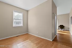 129 S 8th St, Wilmington, NC 28401 - Photo 14