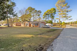 619 Forrest Rd, Warsaw, NC 28398 - Photo 26