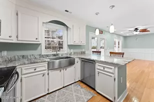 142 Carolina Ave, Holden Beach, NC 28462 - Photo 18