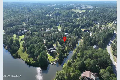 125 Troys Point, West End, NC 27376 - Photo 8