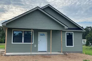 120 Hillside St, Clarkton, NC 28433 - Photo 6