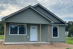 152 Hillside St, Clarkton, NC 28433 - Photo 6