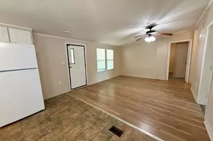126 Winsor Dr, Rockingham, NC 28379 - Photo 4