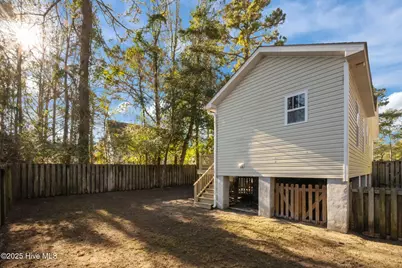 644 E Ocean Road, Holly Ridge, NC 28445 - Photo 16