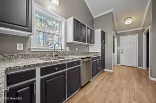 104 Dundee Ct, Jacksonville, NC 28546 - Photo 6