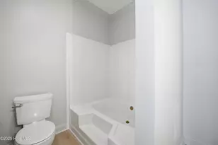 154 Lovers Ln, Elizabeth City, NC 27909 - Photo 18