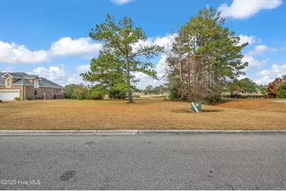 1070 N Middleton Drive NW, Calabash, NC 28467 - Photo 2