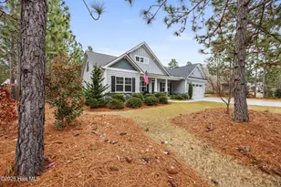 822 Winston Pnes Dr, Aberdeen, NC 28315 - Photo 4