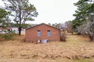 194 Northeast Dr, Plymouth, NC 27962 - Photo 6