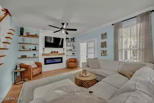 233 Silver Sloop Wy, Carolina Beach, NC 28428 - Photo 2