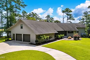 138 Shoreline Ct, Oriental, NC 28571 - Photo 1