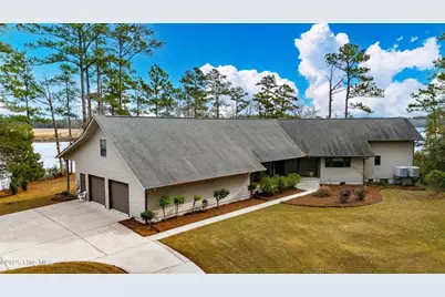138 Shoreline Court, Oriental, NC 28571 - Photo 2