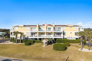 700 Ocean Dr, Oak Island, NC 28465 - Photo 4