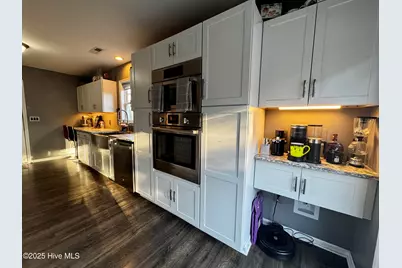 211 Hidden Oaks Drive, Jacksonville, NC 28546 - Photo 8