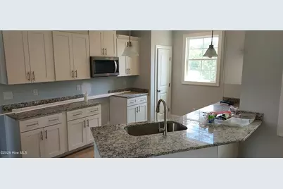 118 Cripple Creek Drive, Swansboro, NC 28584 - Photo 8