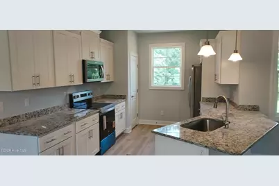 118 Cripple Creek Drive, Swansboro, NC 28584 - Photo 6