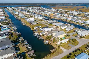 6015 6th St, Surf City, NC 28445 - Photo 6