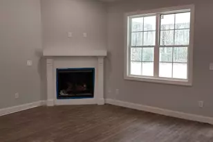 116 Rolling Water Ln, Swansboro, NC 28584 - Photo 2