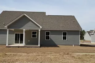 110 Rolling Water Ln, Swansboro, NC 28584 - Photo 2