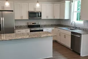 114 Rolling Water Ln, Swansboro, NC 28584 - Photo 6
