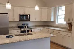 117 Rolling Water Ln, Swansboro, NC 28584 - Photo 2