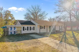 1004 Springdale Dr, Jacksonville, NC 28540 - Photo 4