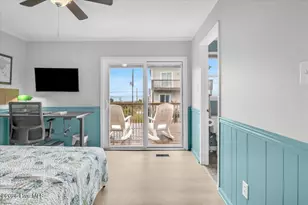 612 N Topsail Dr, Surf City, NC 28445 - Photo 2
