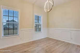 302 Esquire Dr, Richlands, NC 28574 - Photo 8