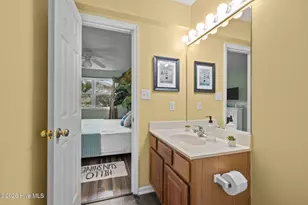 404 Bogue Inlet Dr, Emerald Isle, NC 28594 - Photo 30
