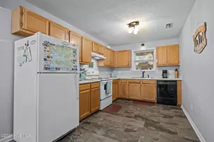 404 Bogue Inlet Dr, Emerald Isle, NC 28594 - Photo 20