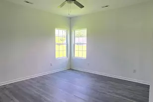 304 Miller St, Chadbourn, NC 28431 - Photo 6
