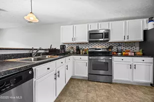 508 Cider Hill Rd, Jacksonville, NC 28546 - Photo 6