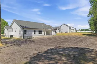 2939 Tucker Hl Dr, Grimesland, NC 27837 - Photo 36