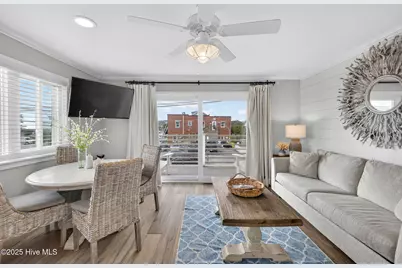 15 Nathan Street #Unit 106, Wrightsville Beach, NC 28480 - Photo 4