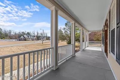237 Country Squire Lane, Jacksonville, NC 28540 - Photo 4